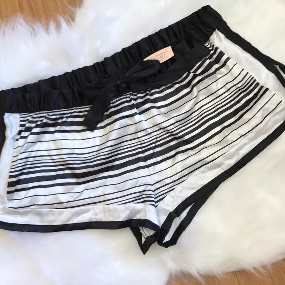 BNWT Victoria’s Secret pajama shorts
